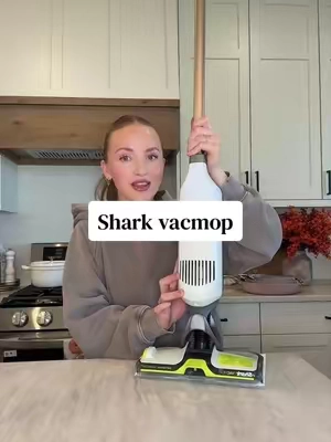 The shark vacmop is a must imo 😩 #sharkvacmop #vacmop #vacuummop 