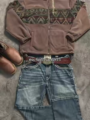perfect jacket for the upcoming seasons 🍁 #fyp #falloutfits #jacket #zipupjacket #westernfashion