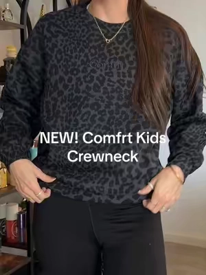 refusing to let the kids’ label come between me and the brand new midnight leopard 😅🐆🌚 @Comfrt 