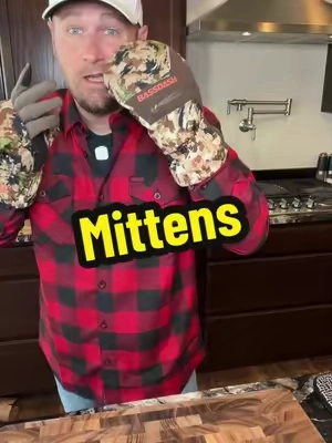 Mittens, BASSDASH Men's Insulated Mittens Winter Camo Hunting Gloves Water Resistant for Cold Weather Outdoor Activities. #mittens #Outdoors #hunting @Bassdash-US 
