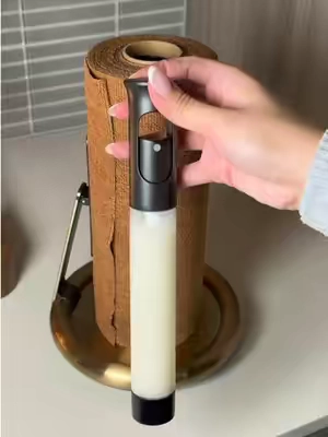 and it’s gold?? 😍✨ #papertowelholder #papertowelstand #cleaninghacks #CleanTok #tiktokshopstockup 