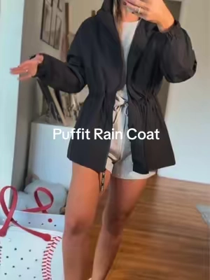 Quality is 10/10! 🤌🏼✨ @PUFFIT.US.OFFICIAL #raincoat #sportsmom #puffit #TikTokShopFallDealsForYou #jacket 
