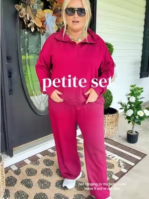 Had to let yall know as soon as I saw more petites in stock!! #petite #petiteset #loungeset #fypシ #fyp 