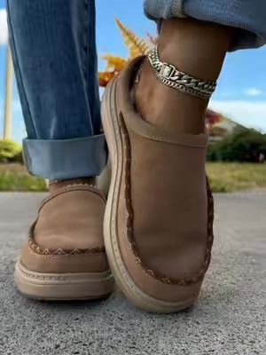 Remi toastee clogs are so cozy 🍂🤎☁️ #heydude #heydudeclogs #heydudetoasteeclogs #tiktokshopcreatorpicks 