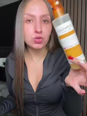 @Dr.Melaxin #drmelaxin #drmelaxinpeelshot #exfoliante #hiperpigmentacion #axilasmanchadas  Disclaimer: Este video se basa únicamente en mi experiencia personal y real utilizando el producto. No se realizan afirmaciones engañosas, exageradas ni se garantizan resultados. La experiencia y los resultados pueden variar de una persona a otra.