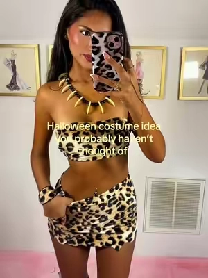I got size small divas 🐆💋 #halloweencostume #costumeideas #cavegirl #dollskill 