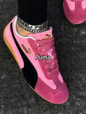Puma speedcat with the pink 🩷🐈‍⬛ #puma #pumaspeedcat #pinksneakers #comfyshoes #sneakers @Evans Sneakers 
