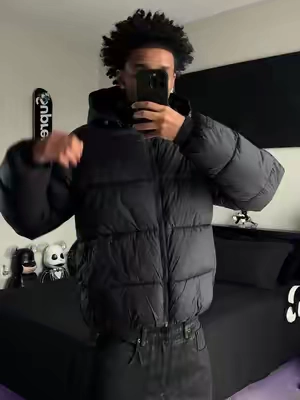 👆🏽Grab one before they sell out👆🏽 #recentpickups #musthaves #pufferjacket #trending #viraltiktok 