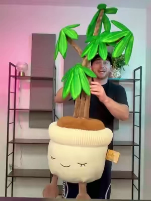 I’m obsessed 😍 #squishmallow #moneytree #plushie #giantplushies #tiktokshopstockup 