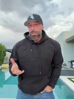 I’m never going back to a normal hoodie again after trying on these lightweight hoodies from Haus. Grab yours before the Black Friday deal sells them out again! - #mensfashion #fitover40 #blackfriday #haus #hoodie 