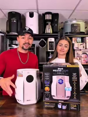 There’s only one winner here and it’s not even close.. #airpurifier #sharkairpurifier #cleanair #allergyseason 