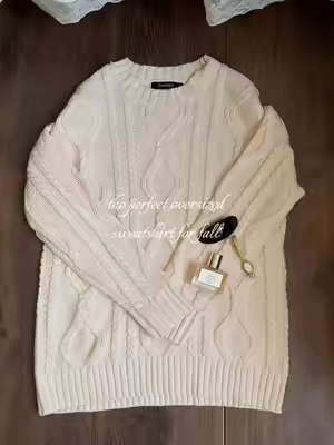 The perfect Rory Gilmore inspired sweater for cozy fall days 📚☕️🍂 #falloutfits #rorygilmore #2000s #oversizedshirt #outfitinspo Gilmore girls y2k cold season cozy season bella swan knit sweater automet outfit for fall inspo @AUTOMET 
