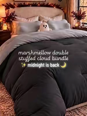 A FEW KING SIZES LEFT!! #mellowsleep #comforter #marshmallowblanket #fluffybedding #falldealsforyou mellow sleep marshmellow comforter in midnight! Grab one of the mellow bundles