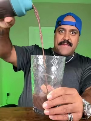 Cookies & Cream Protein Smoothie! #proteinshake #proteinshakes #proteinsmoothie #smoothie #protein 