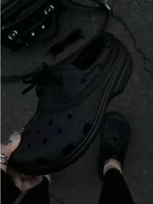 OBSESSED 🖤 @Crocs #crocs #crocsnewarrivals #altoutfits #altmom #darkaesthetic 