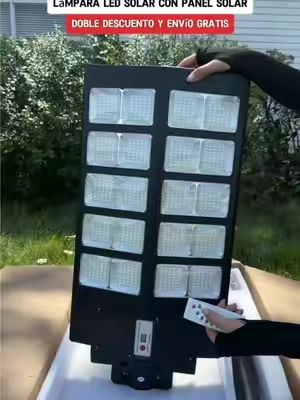 Esto es tan ENORME y PODEROSO 😭😭😭Luces de calle solares para exteriores con panel solar masivo y control remoto 🔆_#Tiktokshopstockup #solarlights #outdoorlights #SoHoChic #tiktokshop 