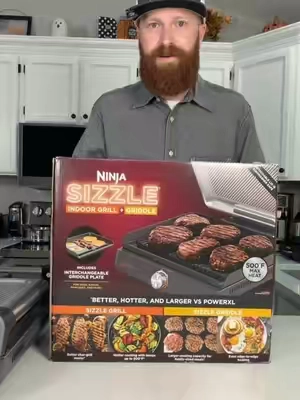 The perfect Christmas gift for dads who like to cook or grill! @Ninja Kitchen #ninjasizzle #grill #griddle #dadgift #christmasgiftideas 
