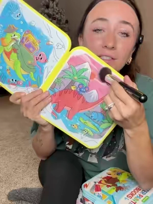 our FAV screen free activity 👏🏻👏🏻 #christmasgiftideas #giftsforkids #screenfreefun #screenfreeactivities #travelingwithkids 