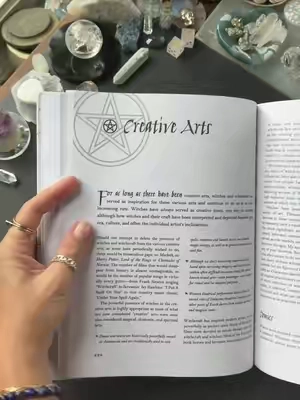 so essential, packed with every topic you could imagine 🤌🏻 #witchcraft #energywork #spirituality #crystaltok #witchesoftiktok 