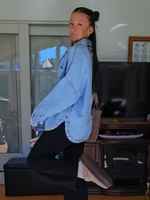 It feels like cozy hoodie  #loosedenimjacket  #denimjacket  #jeanjacket  #jeanjacketlook  #howtostylejeanjacket 