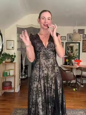Feminine but make it black #shapeweardress #formaldress #datenightdress #lacedress #darkaesthetic 