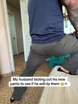 😂😂😂 These are the perfect men’s pants for hiking or any blue collar worker #hikingpants #bluecollar #cargopants #menspants 