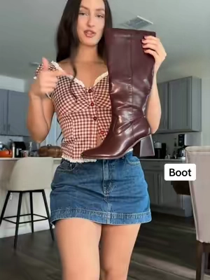 Burgundy square toe boots ❤️ #squaretoe #squaretoeboots #redboots #burgundyboots 