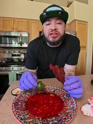 Replying to @Greigh Rosas🌹🥀 Because Mexican people just KNOW how to snack! 🇲🇽🔥 Fuego beef jerky hits different when you drizzle it. Drizzle it… NO DIDDY! 😂🌶️ #F#FuegoBeefJerkyC#CarneSecaM#MexicanSnacksB#BeefJerkySpicySnacks