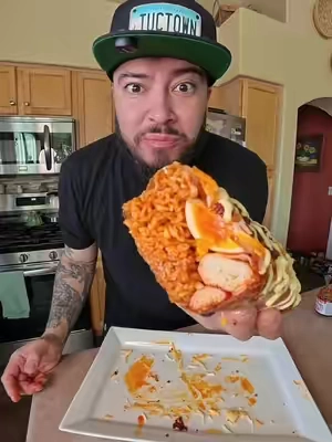 🌯🔥 Whoever decided to put Buldak noodles inside a burrito deserves a raise! 😂 Spicy Korean ramen meets Mexican comfort food, and I'm never looking back. This big fat Buldak burrito is an absolute UNIT! 🌶️ #Buldak #BuldakBurrito #SpicyNoodles   #creatorsearchinsights #ramenlover 