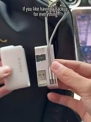 Who else always loses cables when traveling? This tiny kit is a total lifesaver 🤩 #TravelTech #TravelEssentials #TravelGadgets #travelhacks 