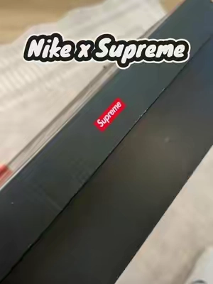Nike x Supreme Air Force 1s 🔥🔥🔥#tiktokshopcreatorpicks #TikTokCreatorSearchInsightsIncentive #nike #supreme #sneakers 
