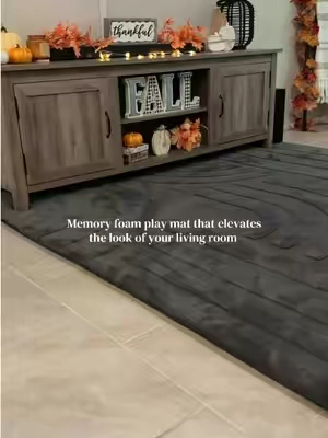 This looks SO good! It’s made for soft landings but is also giving that designer look. #memoryfoam #playmat #huloosleep 