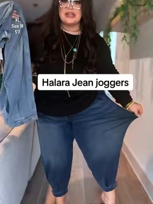 Squat approved jeans?! 🙈💃 @Halara_official @Halara @Halara Glam #plussizefashion #fallfashiontrends #fallfashioninspo #plussizeootd #curvyfashion 