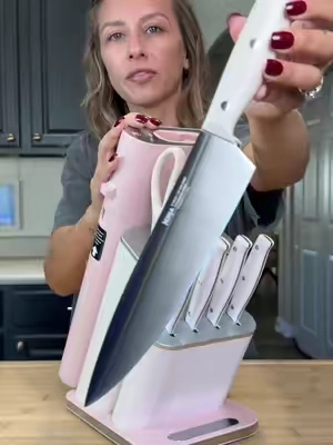 High quality knives at a super good price!

#ninjaknives 
#knifeset 
#ninjaneverdull 
#kitchenfinds 
#tiktokshopfalldealsforyou 