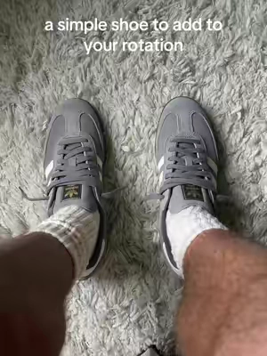 Recommend sizing up a half size if you have wide feet. Stay true to size if you have narrow feet.