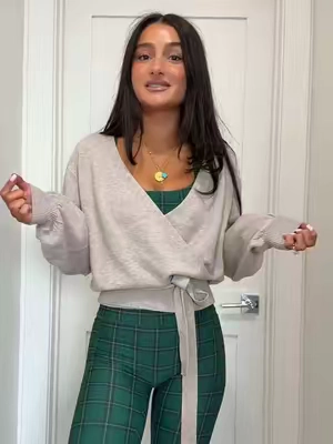 The perfect wrap sweater & this quality is so good! 🫶🏼 #wrapsweater #wraptop #TikTokShopBlackFriday #TikTokShopCyberMonday 